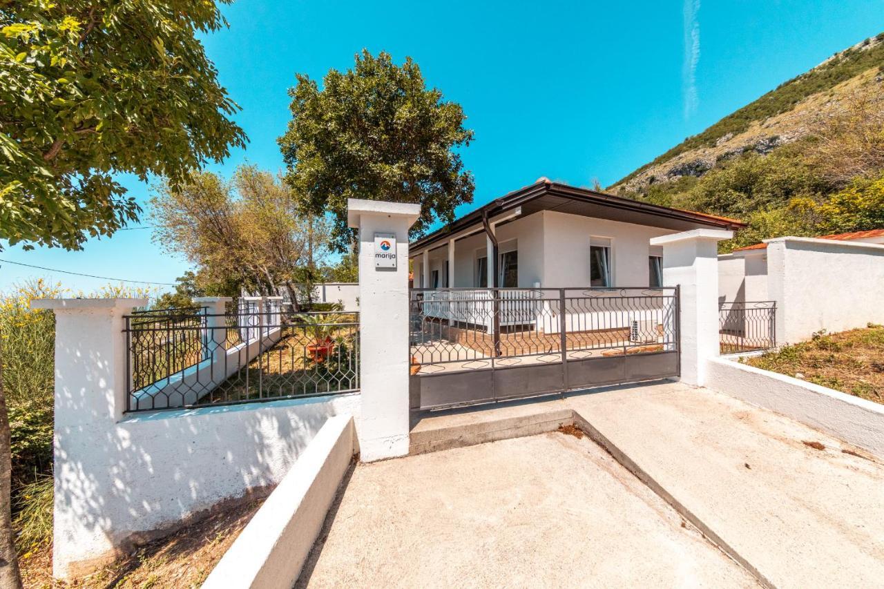 Holiday Home Marija Будва Экстерьер фото