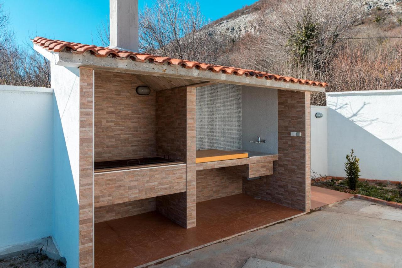 Holiday Home Marija Будва Экстерьер фото